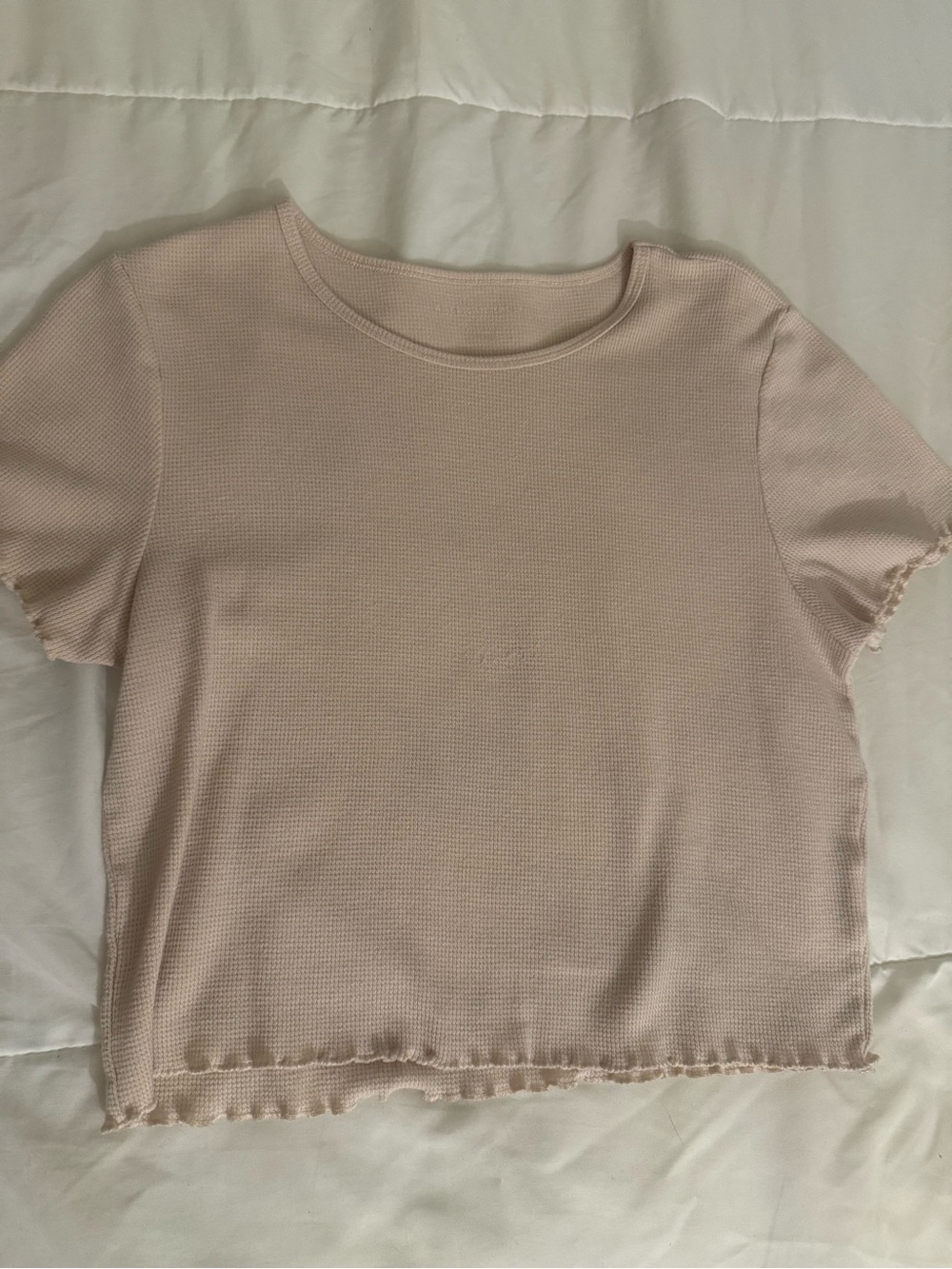 American Eagle Outfitters Light PinkCropped Tee